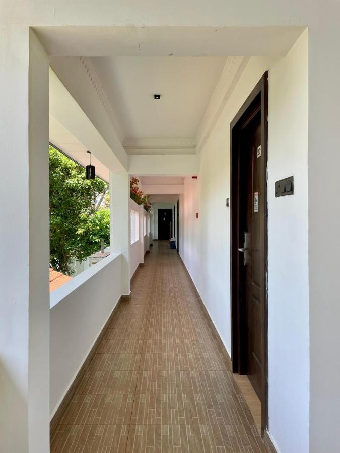 Pink Land Hotel Beruwala Exterior photo